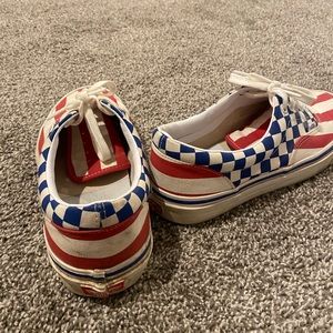 Men’s Vans (American Print) (Size 10)